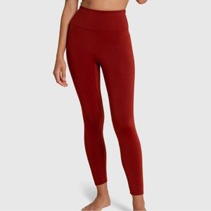 Girlfriend Collective Luxe Leggings in Bordeaux